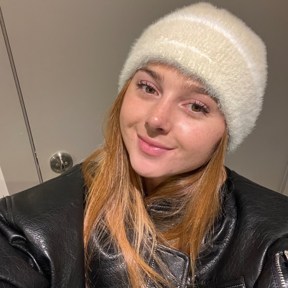 Meet your Posher, Clemence